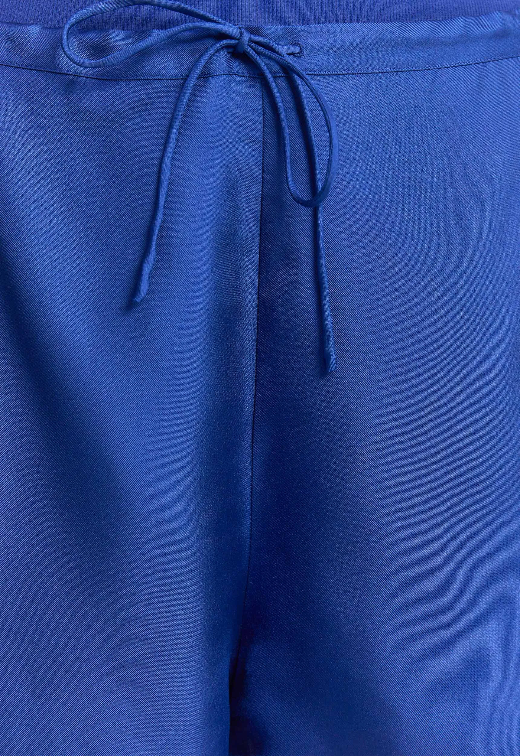 Rae Silk Short - Mariner